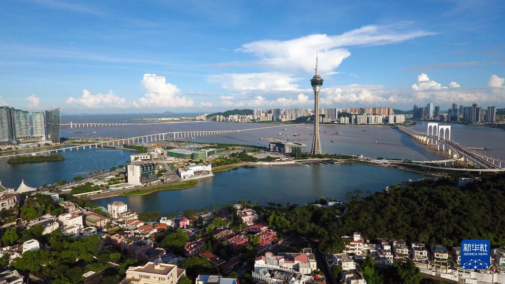 廣東發(fā)出首張“在港澳已上市傳統(tǒng)外用中成藥”電子藥品注冊證