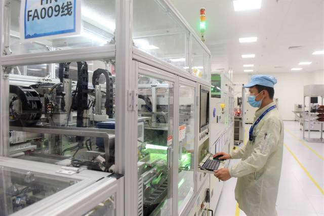 惠州知名電子信息企業(yè)德賽西威的智能車間。梁維春 攝