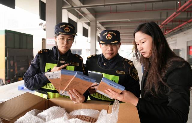 全國首票粵港“一單兩報”進(jìn)口貨物順利通關(guān)